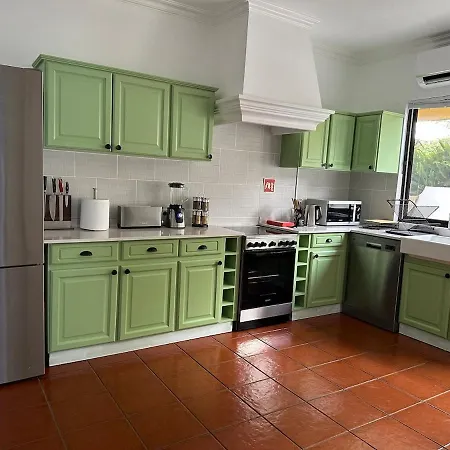 Quinta Ananas Pineapple Farm * Понта-Делгада