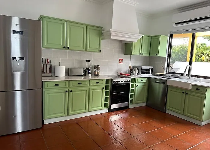 Quinta Ananas Pineapple Farm * Ponta Delgada